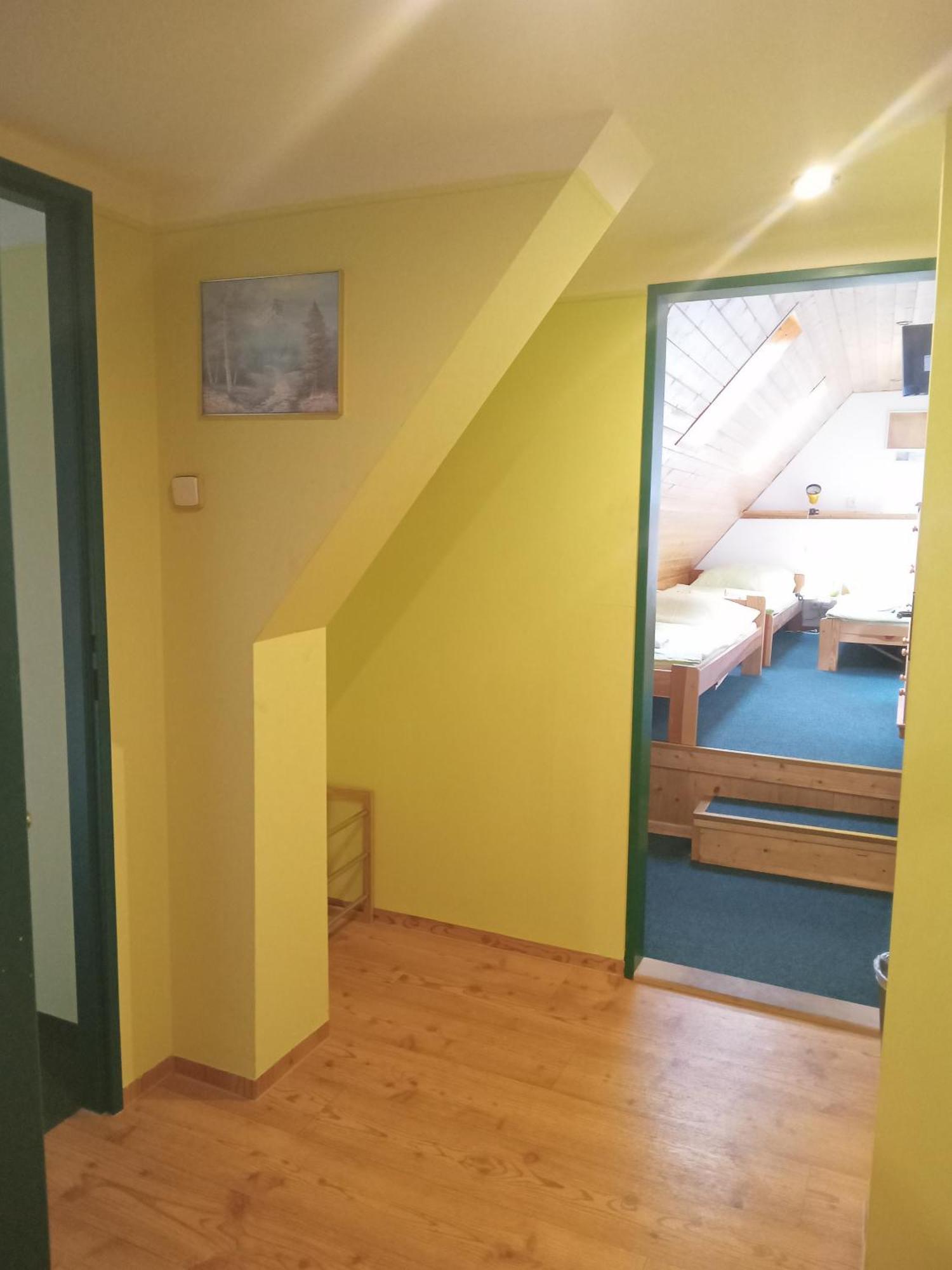 Hotel U Zeleneho Stromu - Zum Gruenen Baum Hřensko Εξωτερικό φωτογραφία